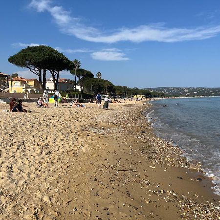 T2- 2adultes/2enfants centre-ville, proche plages Cavalaire-sur-Mer Extérieur photo